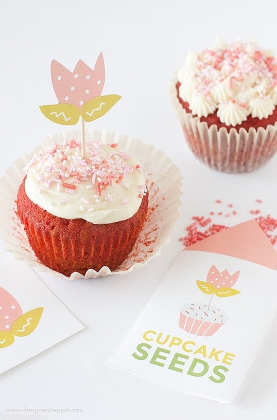 Learn "How to Grow A Cupcake" with these free springtime printables by Design Eat Repeat! Includes the instructions on how to create these "Cupcake Seed" packets, that include a tulip topper & sprinkles! Great idea for a party activity or party favor!