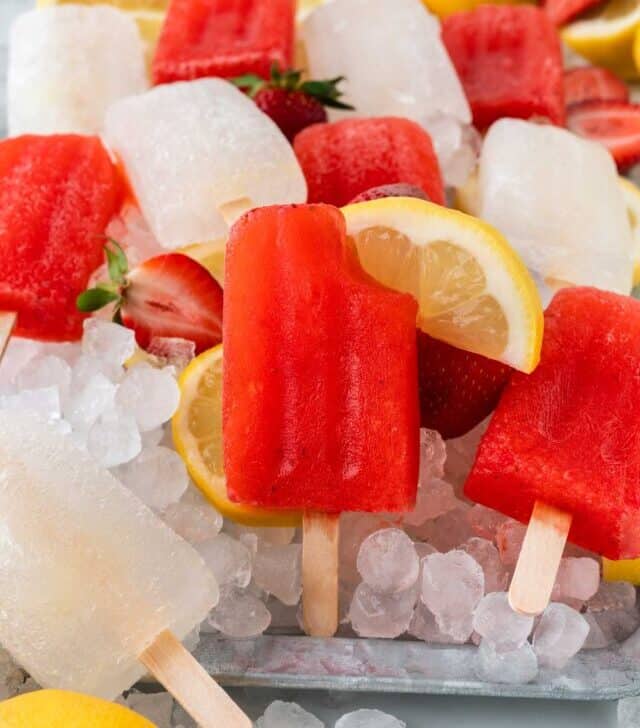 strawberry lemonade popsicles on ice