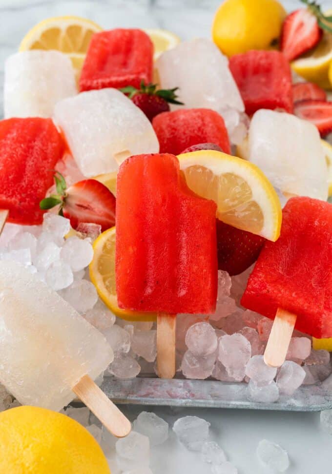 strawberry lemonade popsicles on ice