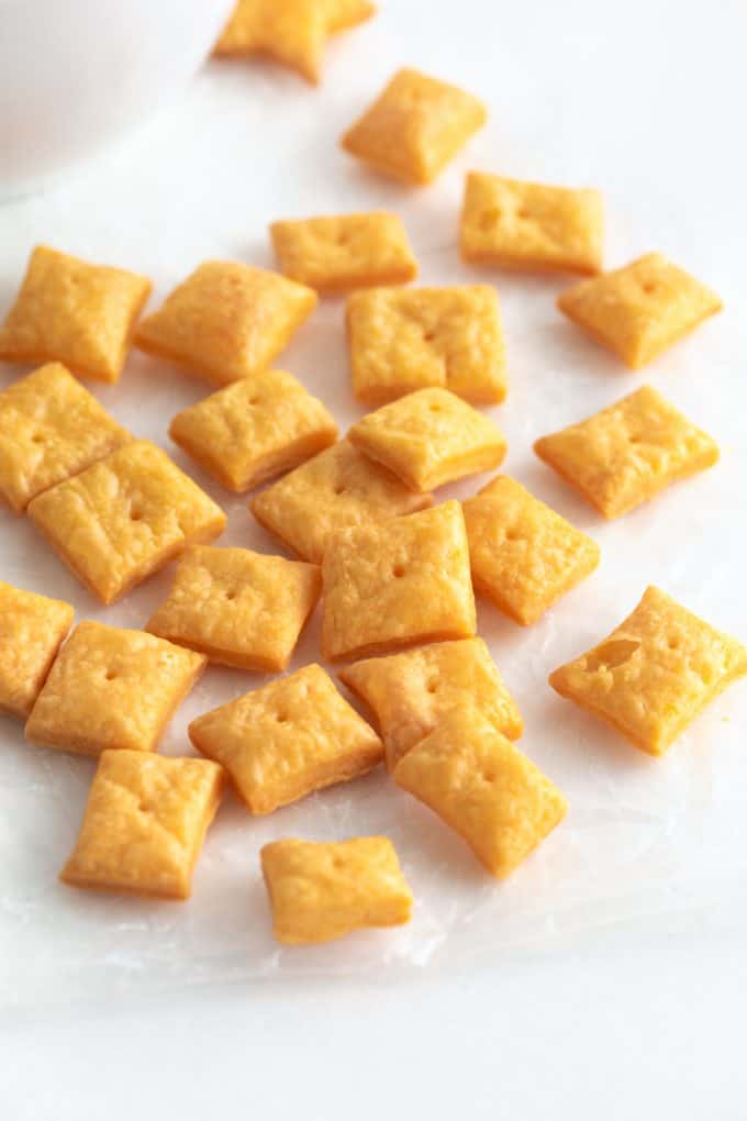 Homemade cheese crackers on table