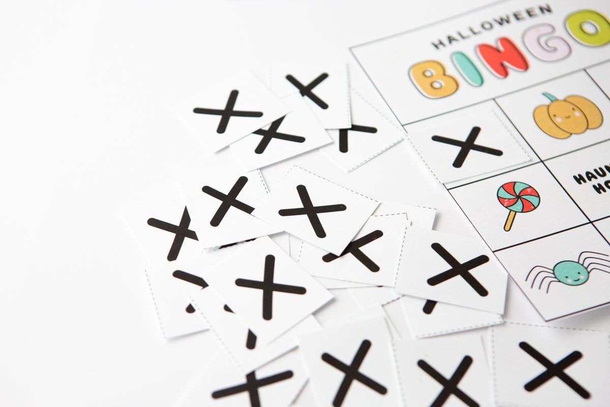 Printable bingo tokens, black "X" for Halloween bingo cards
