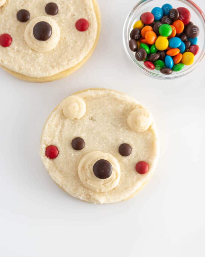 easy polar bear cookies decorated with m&m candy