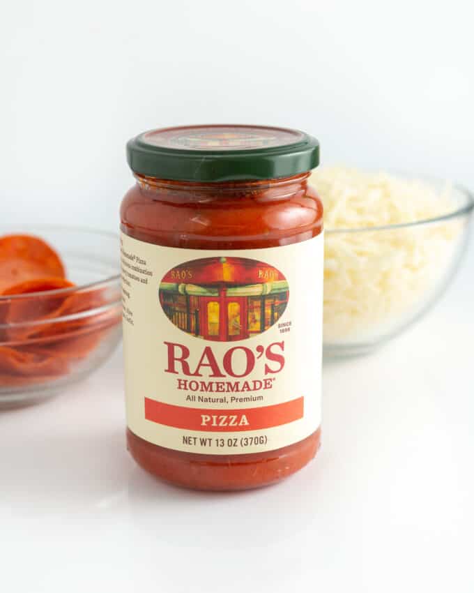 jar of Rao's homemade pizza sauce