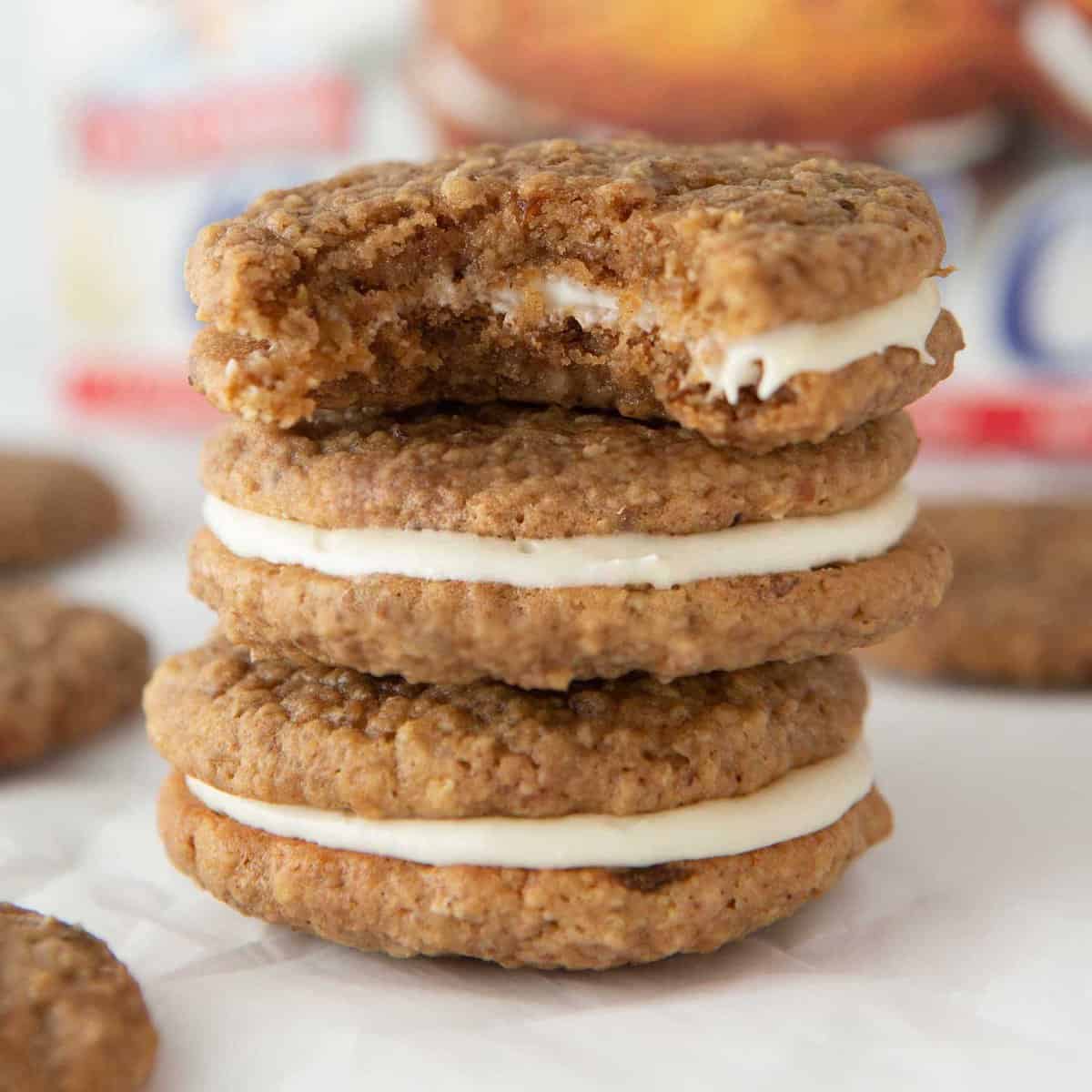 https://www.designeatrepeat.com/wp-content/uploads/2022/03/homemade-oatmeal-cream-pies-12.jpg