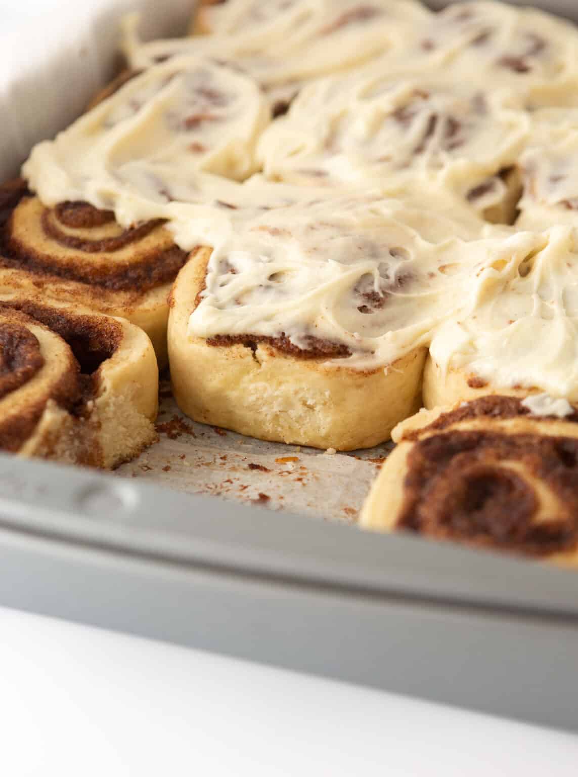 Easy Cream Cheese Frosting for Cinnamon Rolls