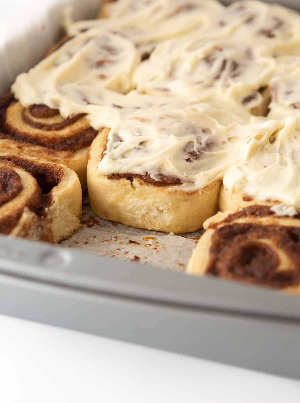 Easy Cream Cheese Frosting for Cinnamon Rolls