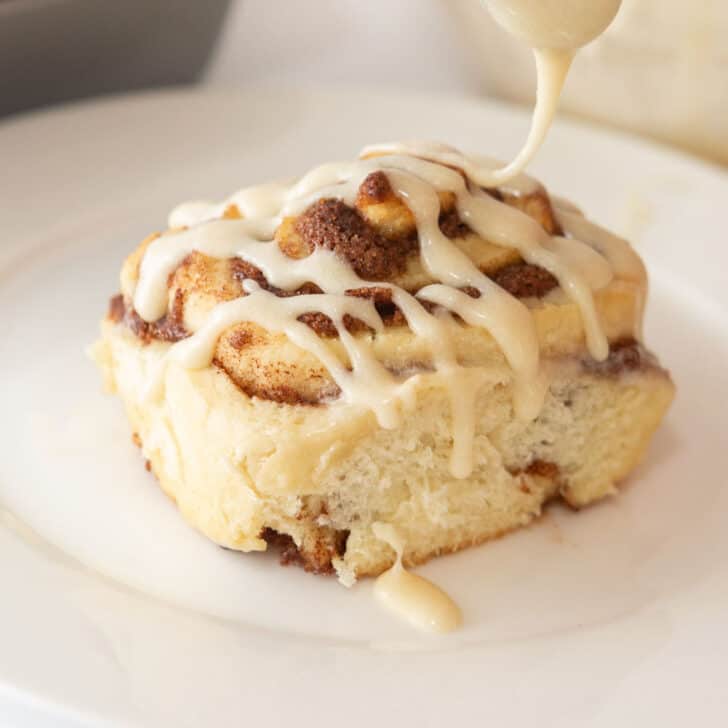 Easy Cinnamon Roll Icing (without cream cheese!)