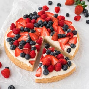 sugar-cookie-berry-pizza-22.jpg