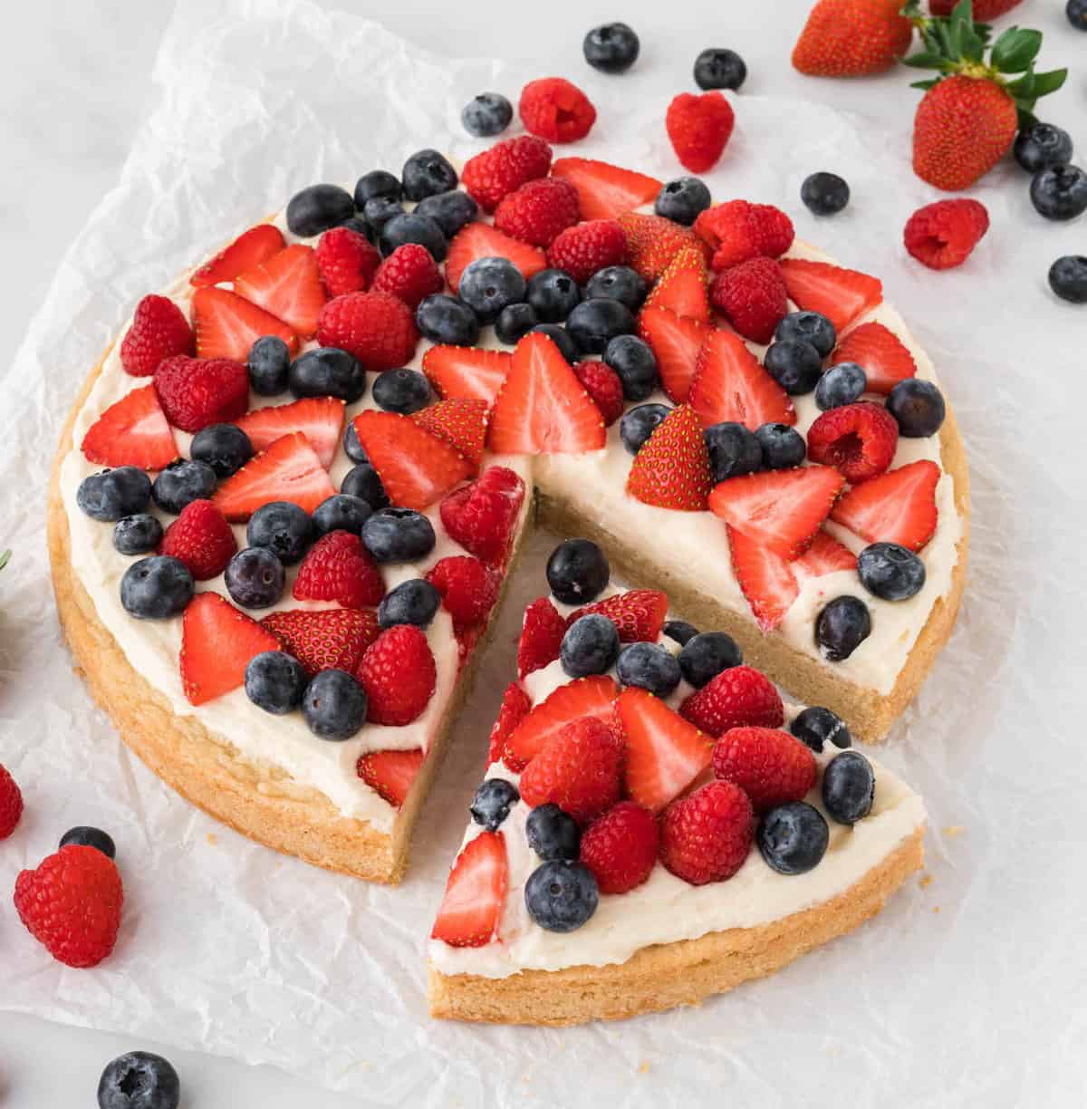 sugar-cookie-berry-pizza-22.jpg