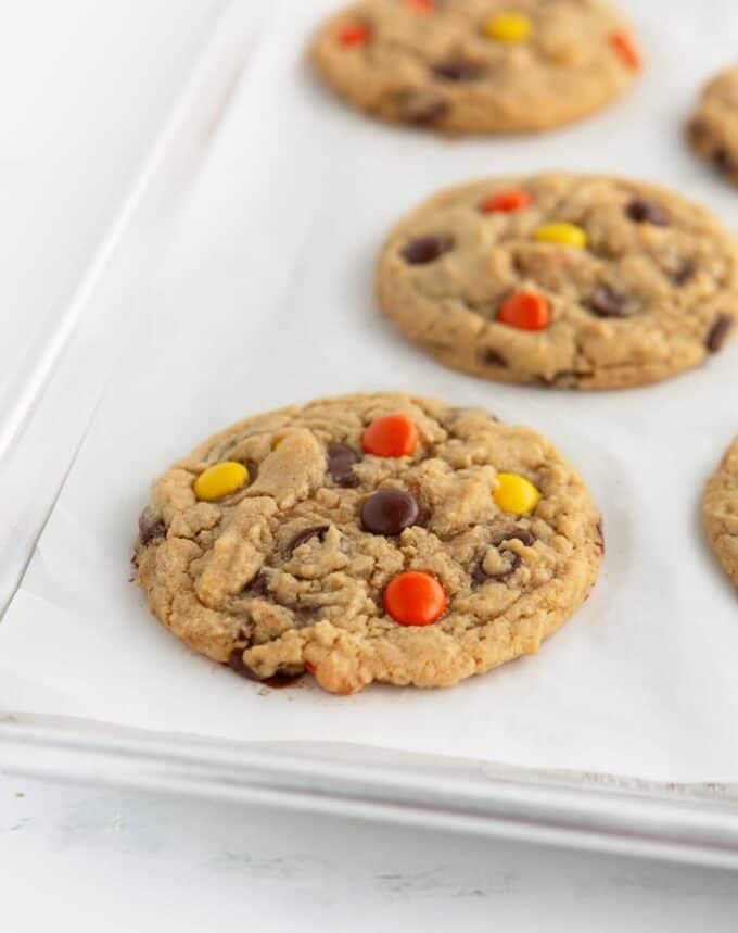 tray of reeses pieces cookies