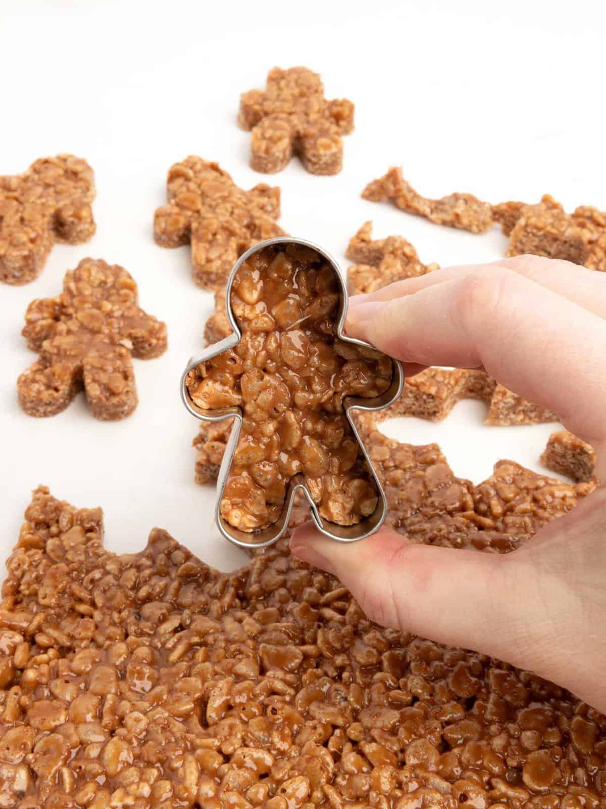 Gingerbread Man Rice Krispie Treats - Design Eat Repeat