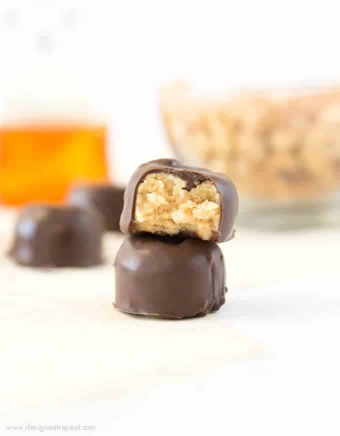 These no bake peanut butter bites only require four ingredients (no butter here!) and can be whipped up in a food processor! If you're a fan of frozen Reeses peanut butter cups without all the guilt, these are for you.