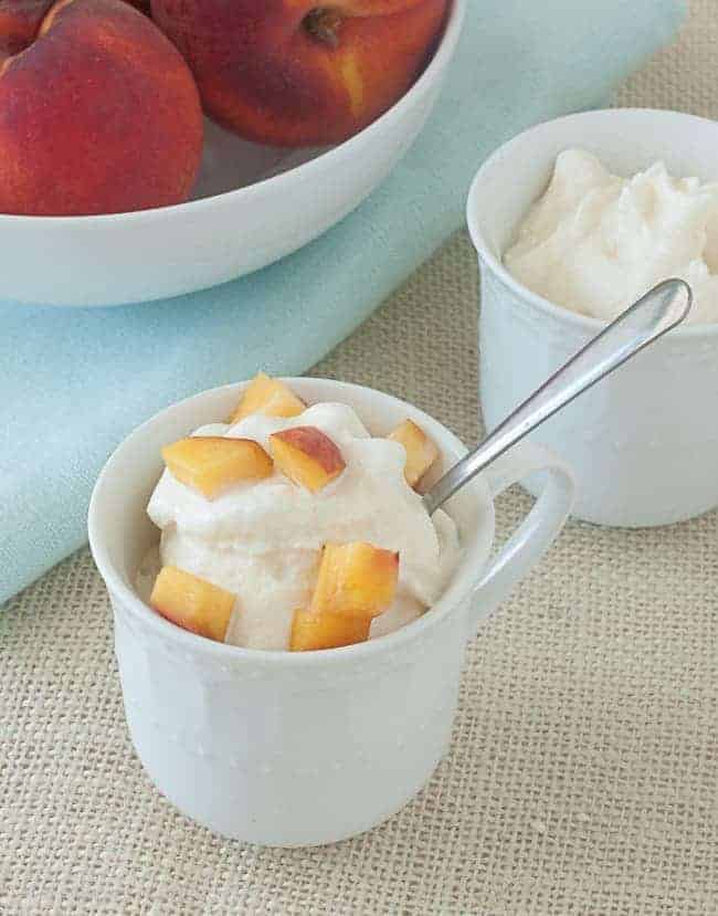 Homemade Vanilla Icecream | Design Eat Repeat