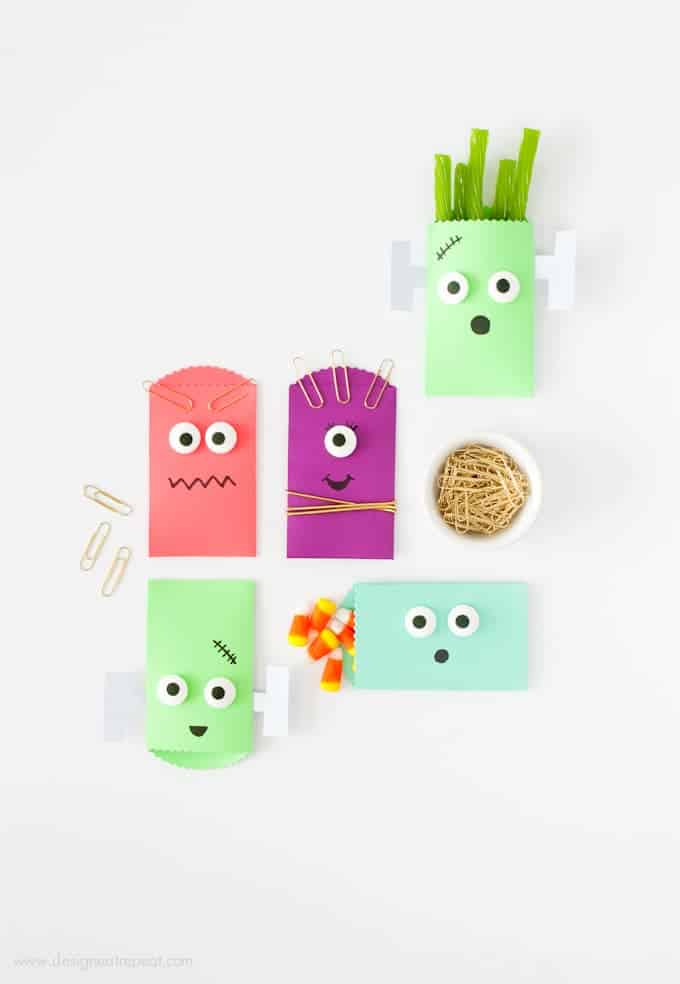 Learn how to make these (super easy!) DIY Monster Halloween Treat Bags over at Design Eat Repeat