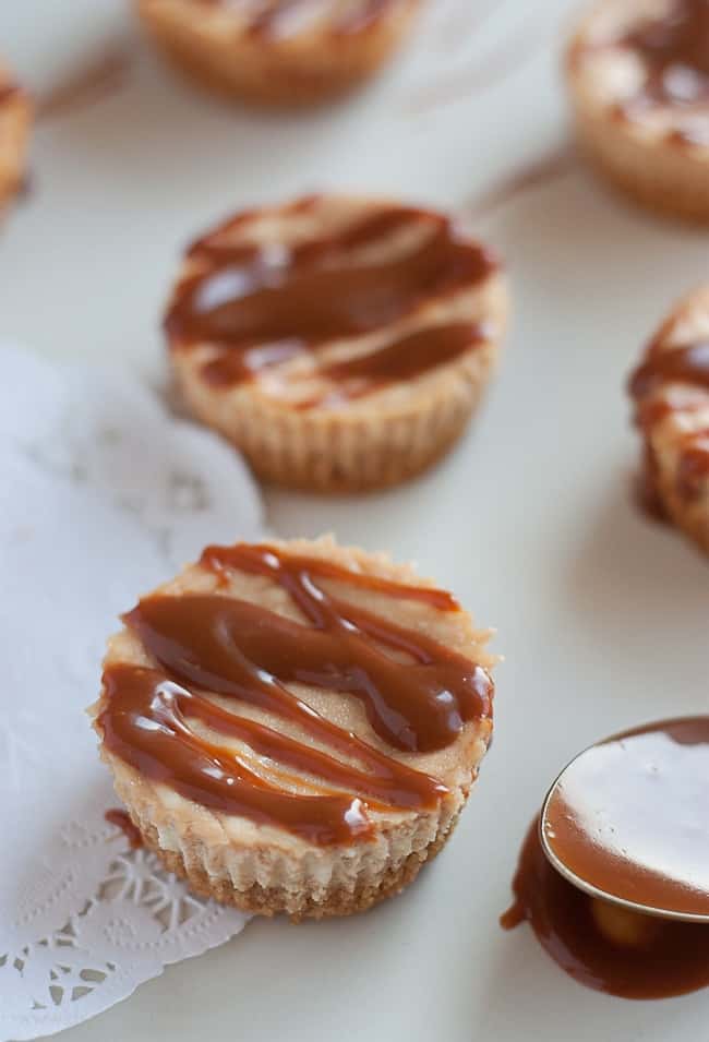 Mini Caramel Cheesecake Bites from Design Eat Repeat