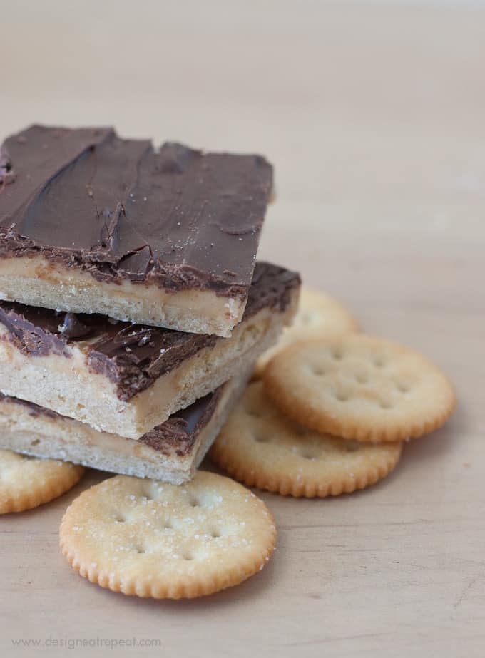Peanut Butter Creme Shortbread Layered Crunch Bars | Design Eat Repeat