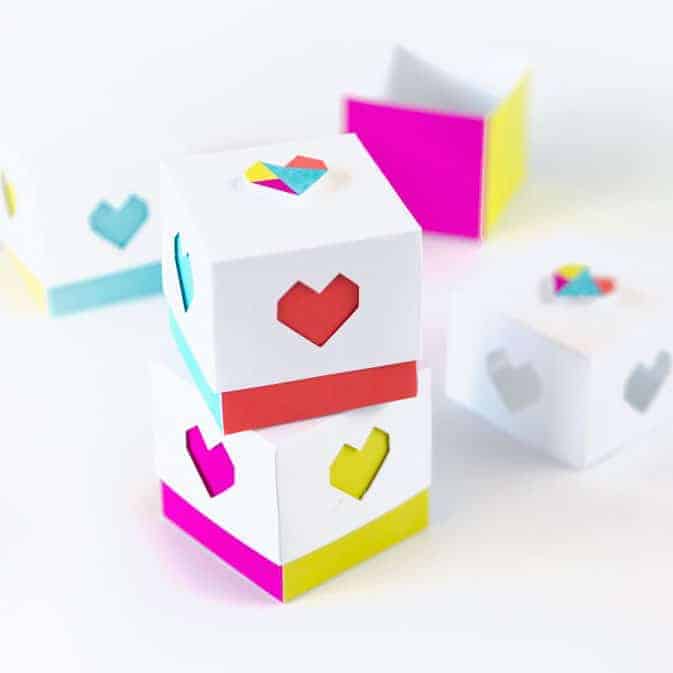PRINTABLE HEART BOXES - DESIGN EAT REPEAT