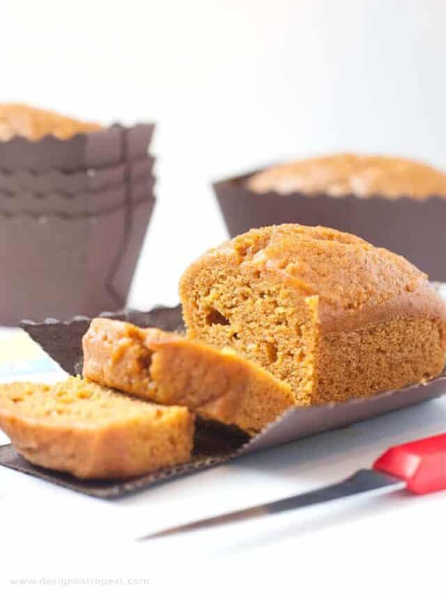 Mini Pumpkin Bread Loaves