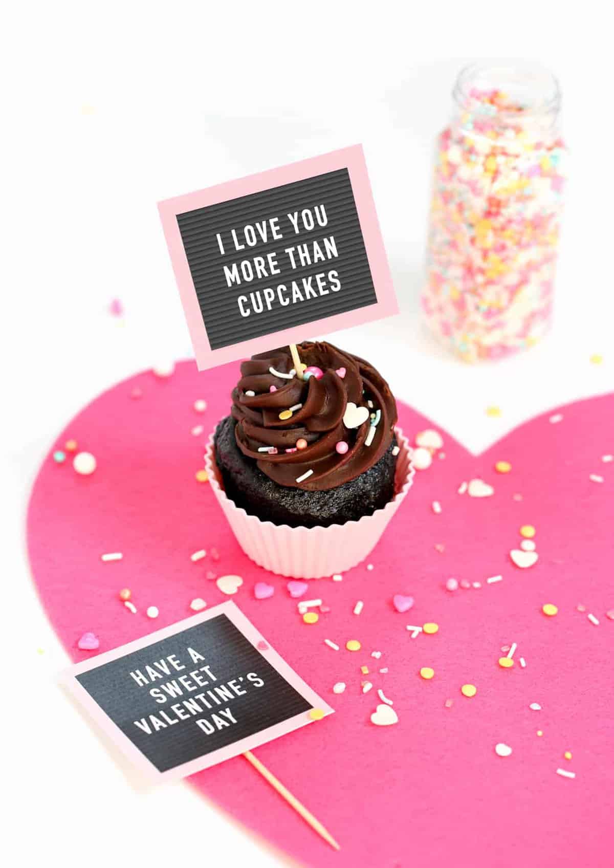Free Printable Valentine Cupcake Toppers Mini Letterboards free-printable-valentine-cupcake-toppers-mini-letterboards