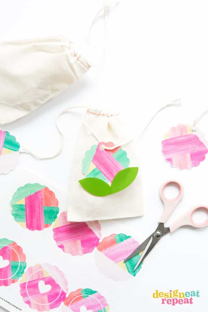 Print off these free printable gift tags and customize them in Avery Design & Print Online. So fun for any type of gift!